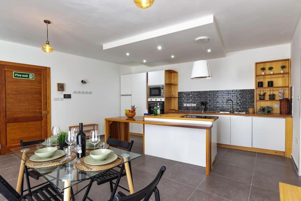 Elegant 2br Close To And Paceville
