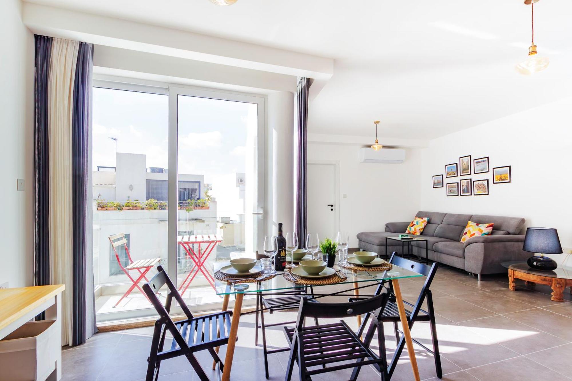 Elegant 2br Close To And Paceville * San Ġiljan